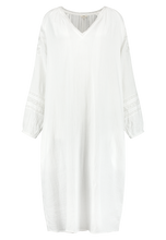 Load image into Gallery viewer, LUA - White dress
